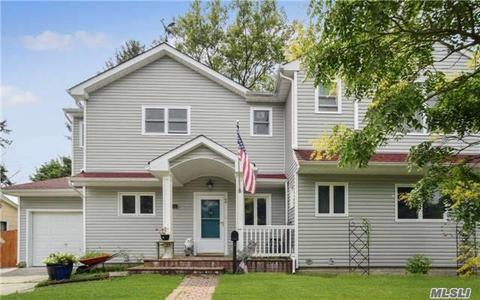 5 Kroll St, Plainview, NY 11803 photo 1