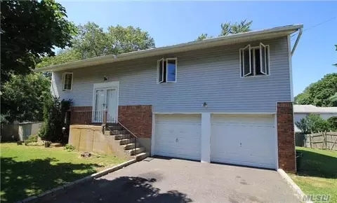 9 3rd St, Nesconset, NY 11767 photo 1