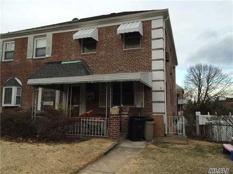 175-25 74th Ave, Flushing, NY 11366 photo 1