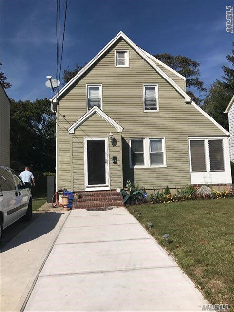 48 Taylor Ave, Roosevelt, NY 11575 photo 1