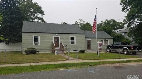 Undisclosed, Central Islip, NY 11722 photo 1