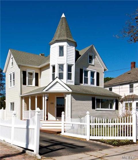 148 Maple Ave, Patchogue, NY 11772 photo 1