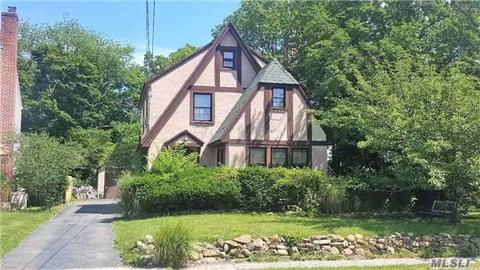119 E Roe Blvd, Patchogue, NY 11772 photo 1