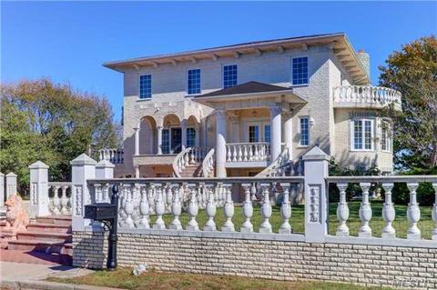 3385 Bayfront Pl, Baldwin Harbor, NY 11510 photo 1