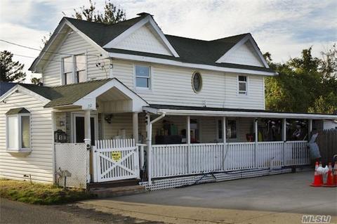 Undisclosed, Patchogue, NY 11772 photo 1