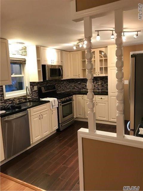 16 Katy St, Patchogue, NY 11772 photo 1
