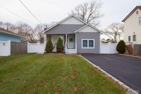 116 Stackyard Dr, Mastic Beach, NY 11951 photo 1