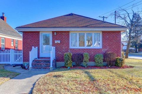 93 Lamberson St, Valley Stream, NY 11580 photo 1