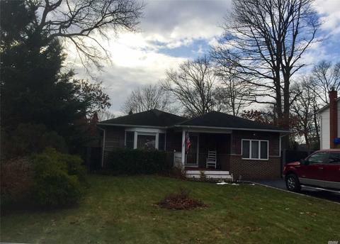 16 Applegate Dr, Mastic, NY 11950 photo 1