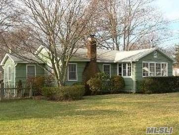 10 S William St, Patchogue, NY 11772 photo 1