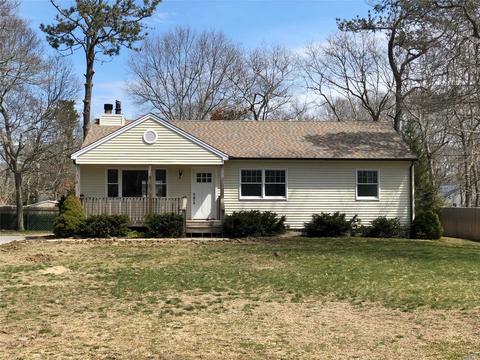 3 Adelphi Cir, Hampton Bays, NY 11946 photo 1