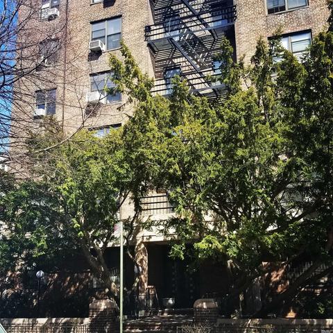 283 E 5th St #2D, Brooklyn, NY 11218 photo 1