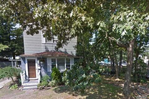 23 Ocean Ave, Mastic, NY 11950 photo 1
