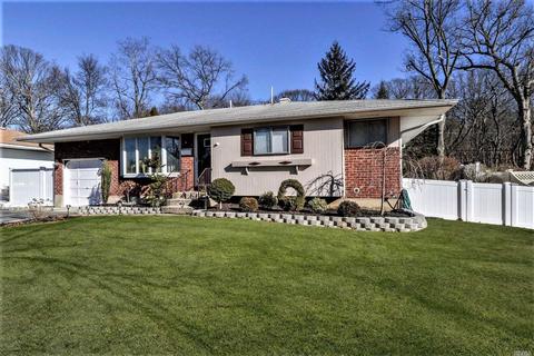 17 August Cres, Commack, NY 11725 photo 1