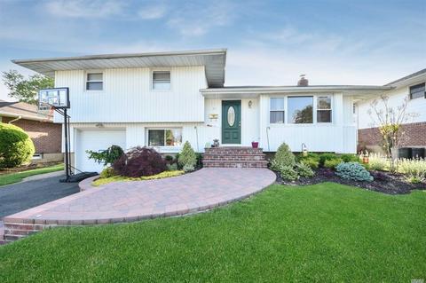 23 Wayne Dr, Plainview, NY 11803 photo 1