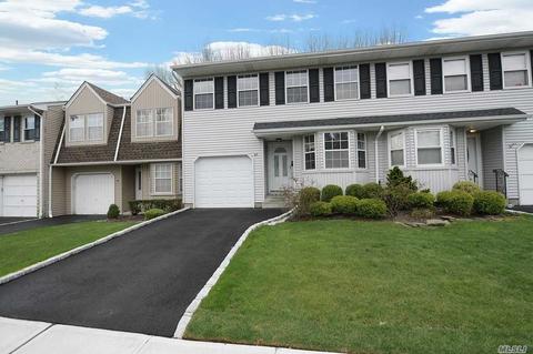 26 Manors Dr, Jericho, NY 11753 photo 1