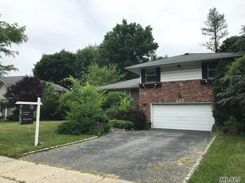 127 Forest Dr, Jericho, NY 11753 photo 1