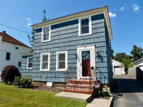 71 Liberty St, Patchogue, NY 11772 photo 1