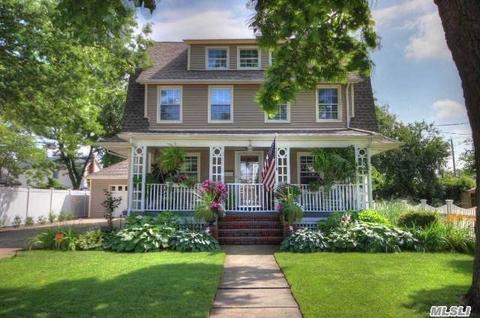 3151 Grand Blvd, Baldwin, NY 11510 photo 1