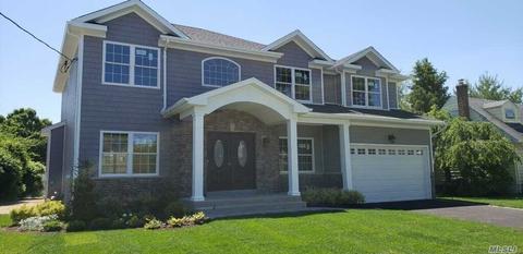 82 Main Pkwy, Plainview, NY 11803 photo 1