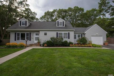 222 N Prospect Ave, Patchogue, NY 11772 photo 1