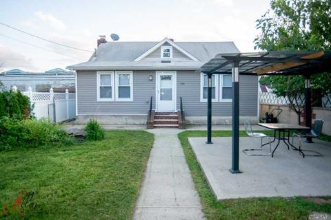 110 E Maple St, Valley Stream, NY 11580 photo 1