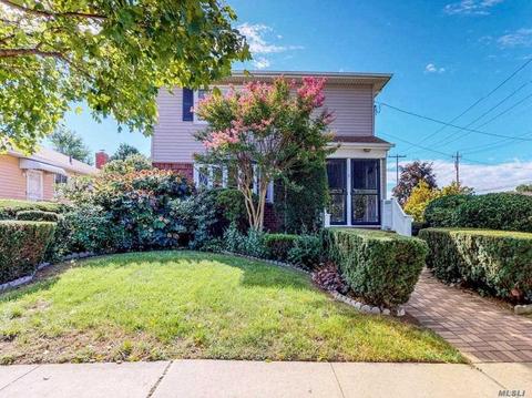 2 Vanata Ct, Hempstead, NY 11550 photo 1