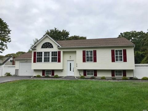 334 Maure Ave, Patchogue, NY 11772 photo 1
