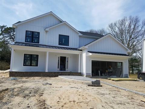 24 S Pine Lake Dr, Patchogue, NY 11772 photo 1