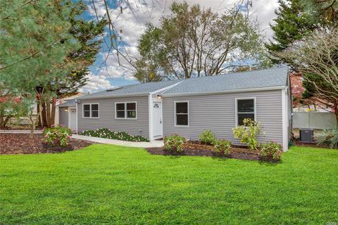 850 Old North Ocean Ave, Patchogue, NY 11772 photo 1