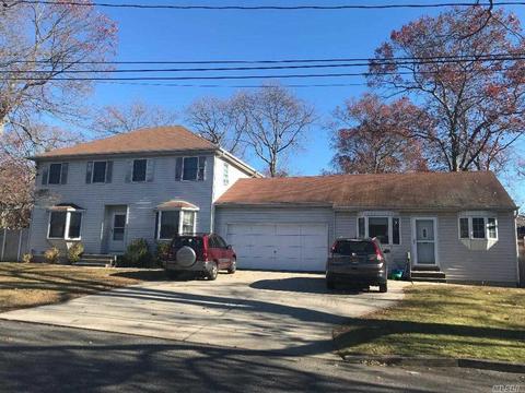 Undisclosed, Patchogue, NY 11772 photo 1