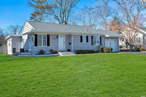 40 Lee Ave, Patchogue, NY 11772 photo 1