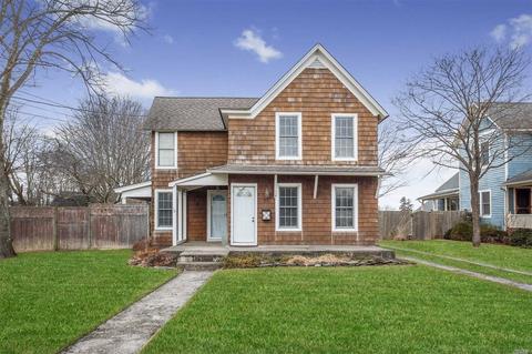 58 Jennings Ave, Patchogue, NY 11772 photo 1