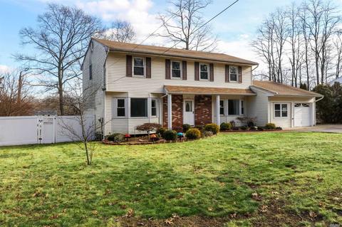 153 Harned Rd, Commack, NY 11725 photo 1