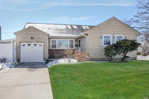 3664 Bridle Path, Bethpage, NY 11714 photo 1
