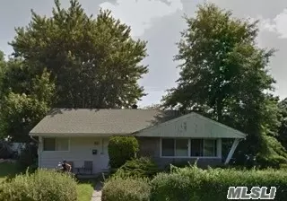 55 Seitz Dr, Bethpage, NY 11714 photo 1