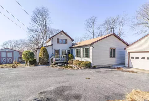 116 Avery Ave, Patchogue, NY 11772 photo 1
