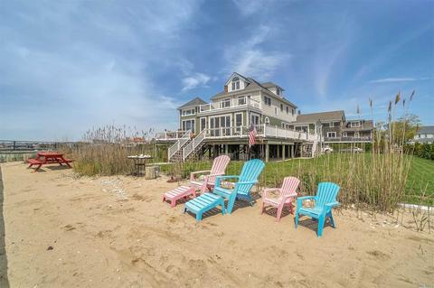 40 Maiden Ln, Patchogue, NY 11772 photo 1