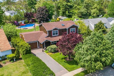 14 Shotgun Ln, Levittown, NY 11756 photo 1