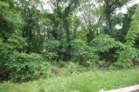 76 Old Riverhead Rd, Hampton Bays, NY 11946 photo 1