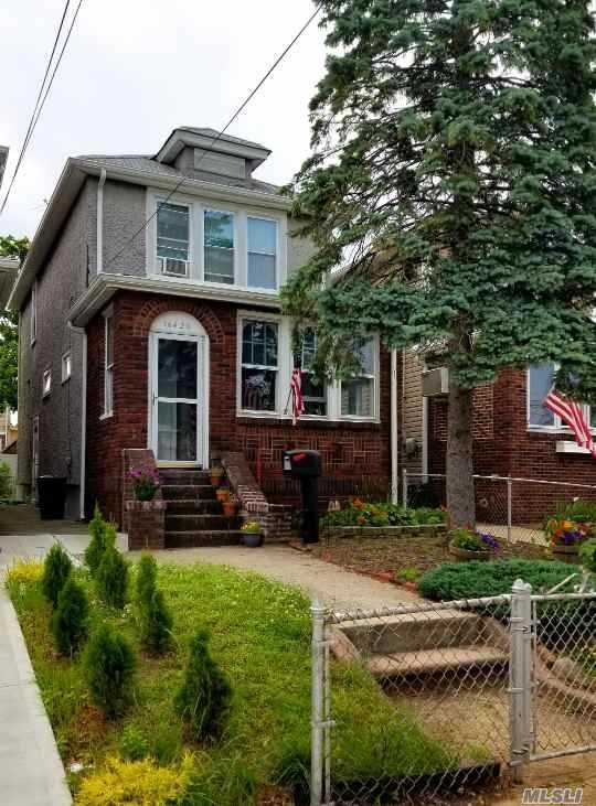 16420 97th St, Howard Beach, NY 11414 For Sale MLS 3141475 Movoto