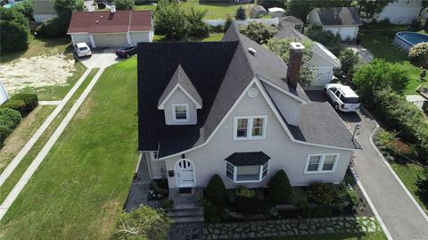 107 Roe Ave, Patchogue, NY 11772 photo 1