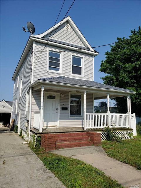 74 Westend Ave, Freeport, NY 11520
