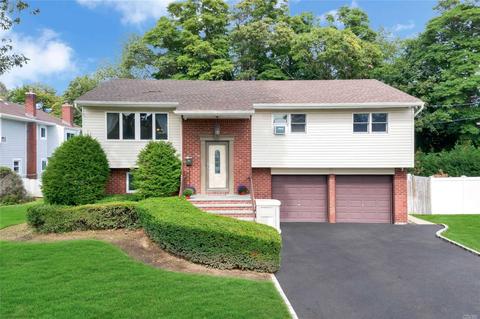 25 Wallace Dr, Plainview, NY 11803 photo 1