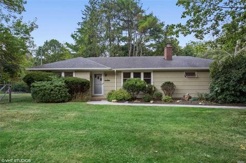 7 Library Ln, Brookhaven, NY 11719 photo 1