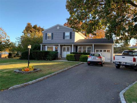 32 Southwind Rd, Patchogue, NY 11772 photo 1