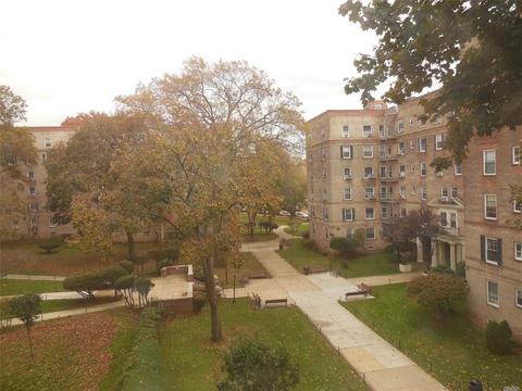 William Cullen Bryant High School, Astoria, NY, 9-12 Grade, 99 Reviews