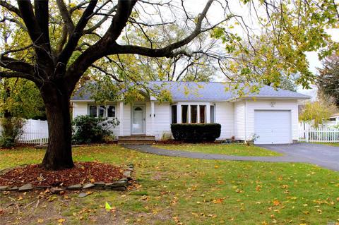 40 Elder Dr, Commack, NY 11725 photo 1