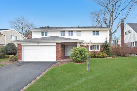 8 Harold Rd, Plainview, NY 11803 photo 1