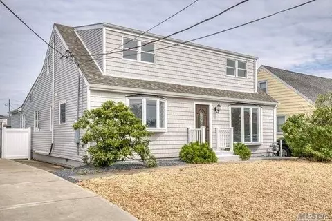 101 Bayview Ave, Babylon, NY 11702 photo 1